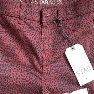 Vanilla star high-rise pull on jeans